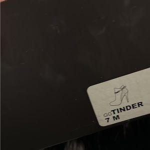 Guess boots bought and never wear like new